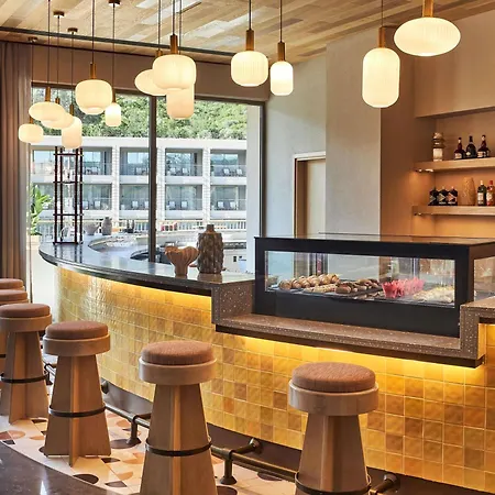 Hyde (adults Only) Hotel