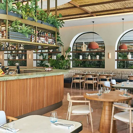 Hyde (adults Only) Otel 5*