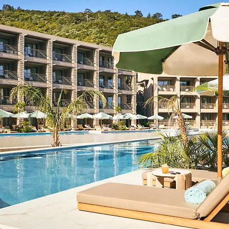 מלון Hyde (adults Only) 5*